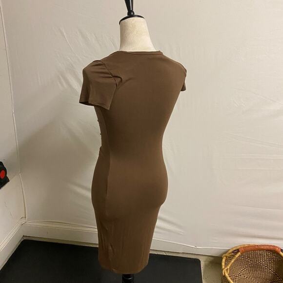 Amore All.F.Y. Women's Short Sleeve Ruched Waist Midi Bodycon Dress - Sm… - Picture 3 of 9